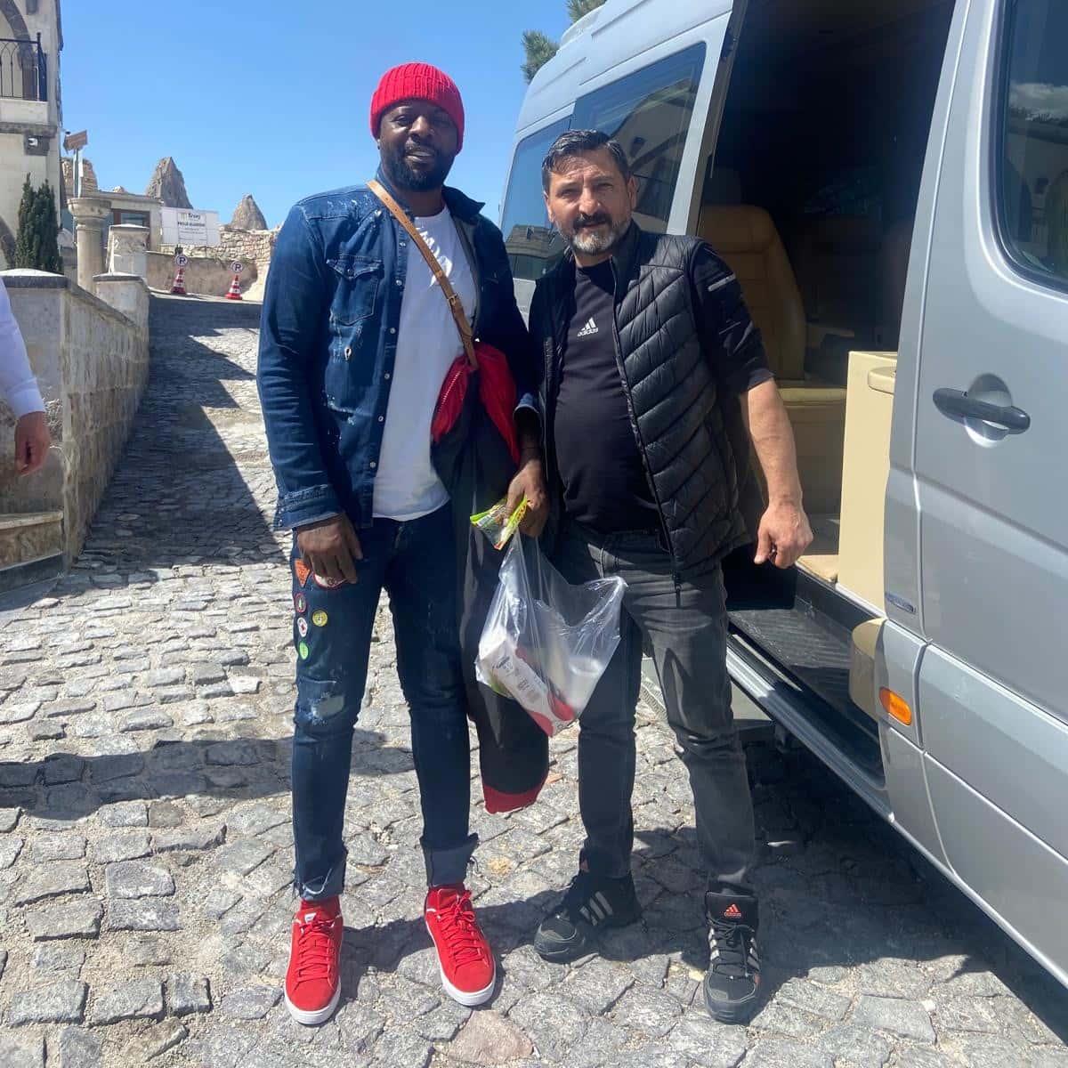 Pascal Nouma also chose us.